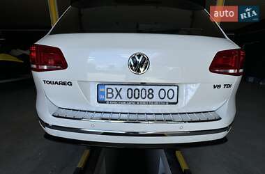 Внедорожник / Кроссовер Volkswagen Touareg 2018 в 