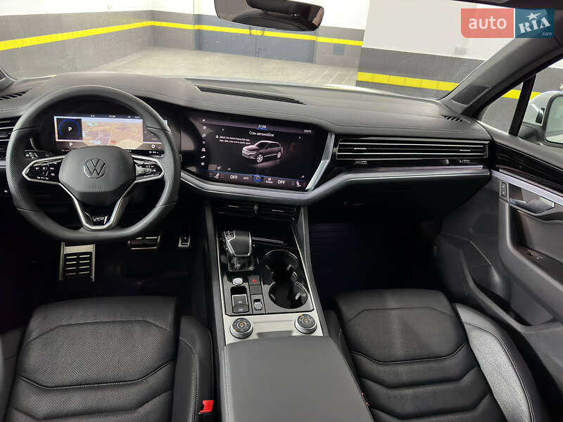 Внедорожник / Кроссовер Volkswagen Touareg 2021 в Казатине