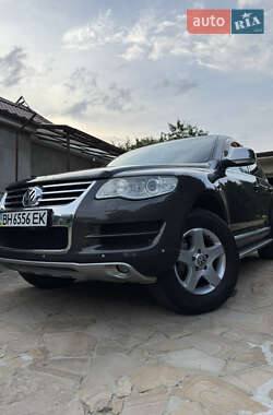 Внедорожник / Кроссовер Volkswagen Touareg 2007 в 