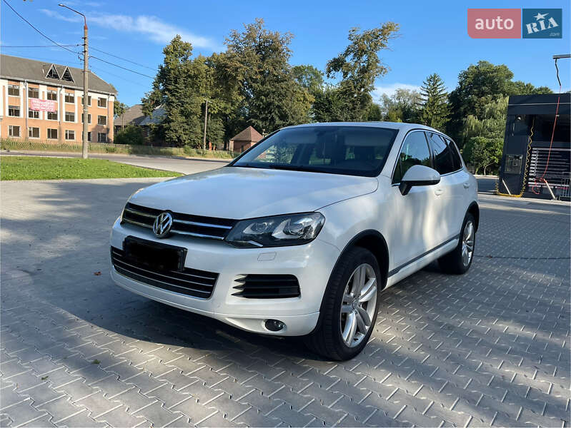 Позашляховик / Кросовер Volkswagen Touareg 2013 в Трускавці