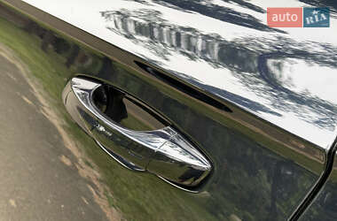 Позашляховик / Кросовер Volkswagen Touareg 2020 в 