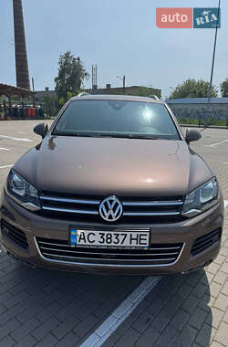 Внедорожник / Кроссовер Volkswagen Touareg 2010 в 