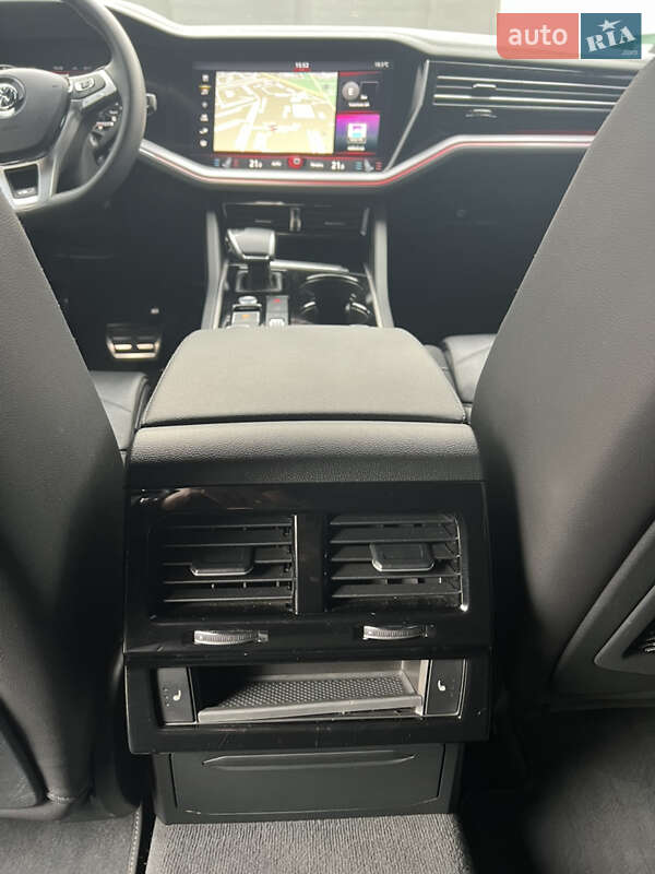 Внедорожник / Кроссовер Volkswagen Touareg 2019 в Кропивницком фото 36 Внедорожник / Кроссовер Volkswagen Touareg 2019 в Кропивницком