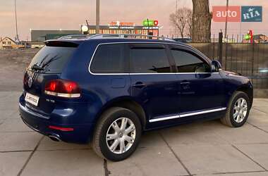 Внедорожник / Кроссовер Volkswagen Touareg 2008 в 