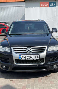 Позашляховик / Кросовер Volkswagen Touareg 2007 в Києві