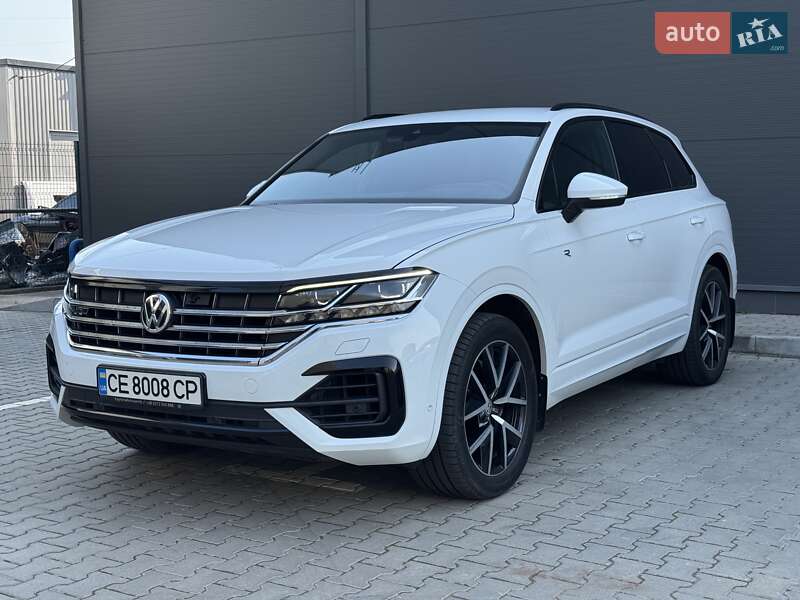 Внедорожник / Кроссовер Volkswagen Touareg 2018 в Черновцах