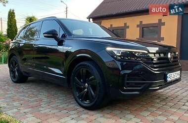 Внедорожник / Кроссовер Volkswagen Touareg 2021 в Умани