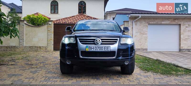 Внедорожник / Кроссовер Volkswagen Touareg 2008 в Одессе