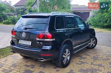 Позашляховик / Кросовер Volkswagen Touareg 2008 в 