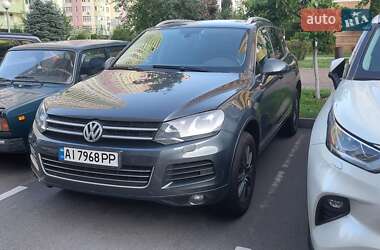 Внедорожник / Кроссовер Volkswagen Touareg 2010 в 