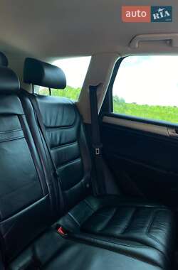 Внедорожник / Кроссовер Volkswagen Touareg 2016 в 