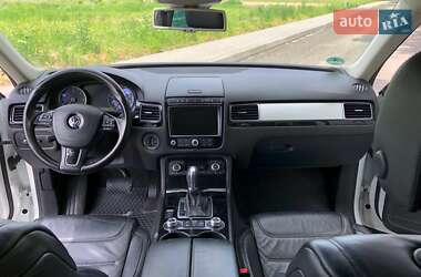 Внедорожник / Кроссовер Volkswagen Touareg 2016 в 