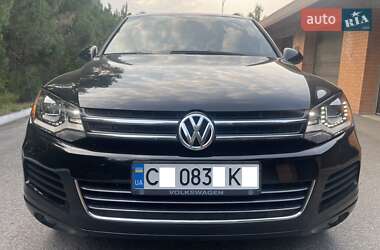 Позашляховик / Кросовер Volkswagen Touareg 2011 в Черкасах