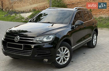 Позашляховик / Кросовер Volkswagen Touareg 2012 в Вишнівці