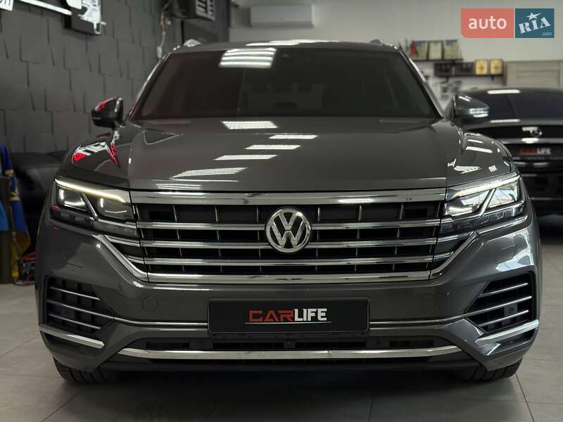 Позашляховик / Кросовер Volkswagen Touareg 2019 в Тернополі