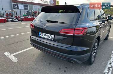 Внедорожник / Кроссовер Volkswagen Touareg 2021 в 