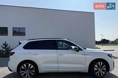 Позашляховик / Кросовер Volkswagen Touareg 2019 в Луцьку