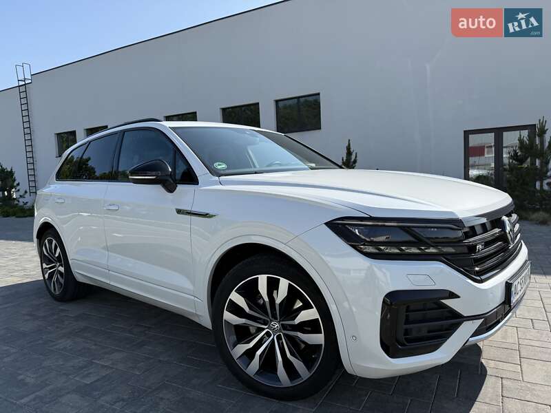 Внедорожник / Кроссовер Volkswagen Touareg 2019 в Луцке