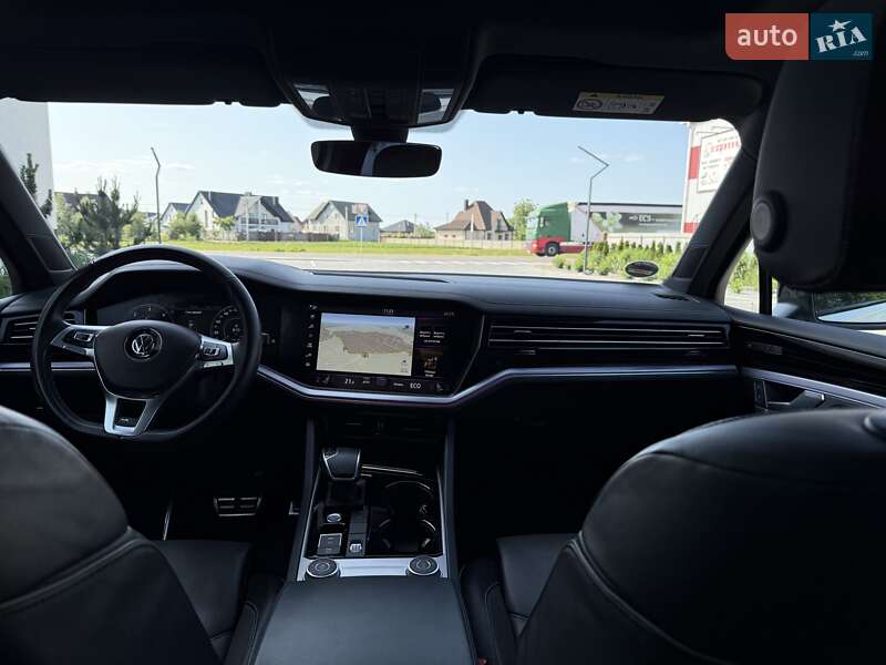 Внедорожник / Кроссовер Volkswagen Touareg 2019 в Луцке