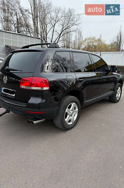 Позашляховик / Кросовер Volkswagen Touareg 2004 в Кам'янському