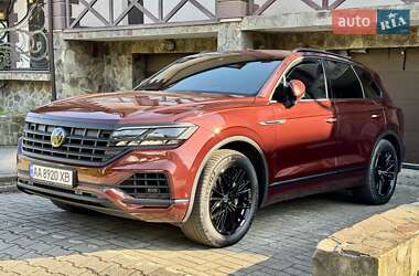 Внедорожник / Кроссовер Volkswagen Touareg 2018 в Черновцах