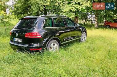 Внедорожник / Кроссовер Volkswagen Touareg 2014 в 