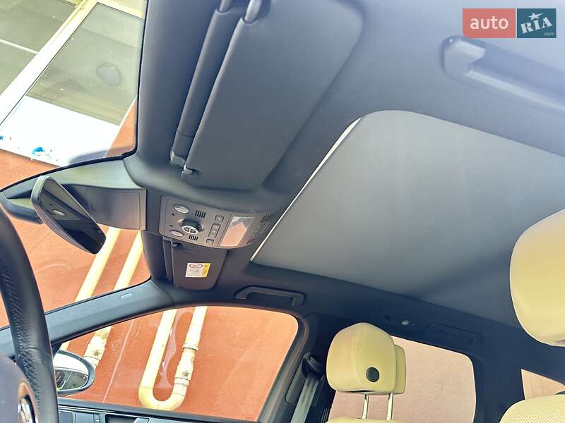 Внедорожник / Кроссовер Volkswagen Touareg 2017 в Белгороде-Днестровском