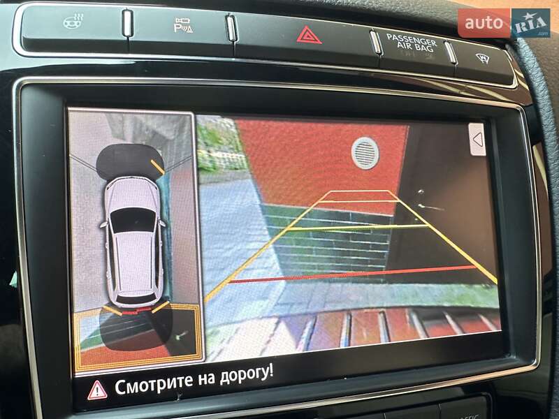 Внедорожник / Кроссовер Volkswagen Touareg 2017 в Белгороде-Днестровском