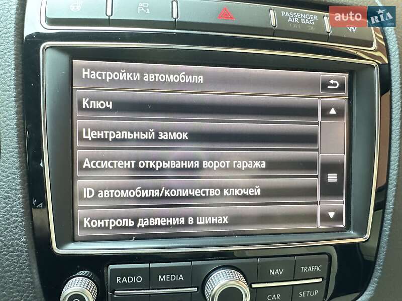 Внедорожник / Кроссовер Volkswagen Touareg 2017 в Белгороде-Днестровском