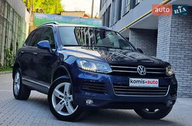 Внедорожник / Кроссовер Volkswagen Touareg 2011 в Хмельницком