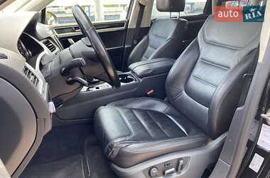 Внедорожник / Кроссовер Volkswagen Touareg 2018 в 