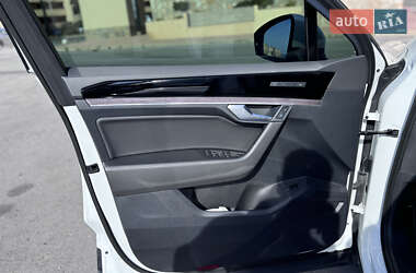 Внедорожник / Кроссовер Volkswagen Touareg 2021 в 