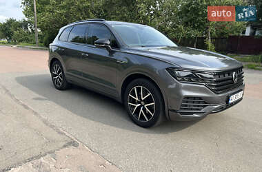 Внедорожник / Кроссовер Volkswagen Touareg 2020 в 