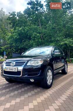 Внедорожник / Кроссовер Volkswagen Touareg 2007 в Киеве