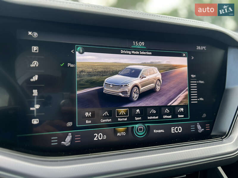 Позашляховик / Кросовер Volkswagen Touareg 2019 в Умані