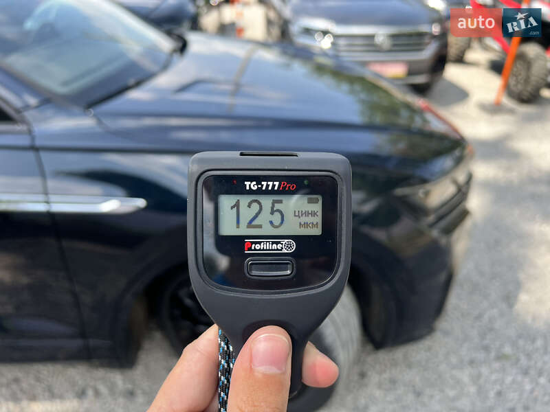 Позашляховик / Кросовер Volkswagen Touareg 2019 в Умані