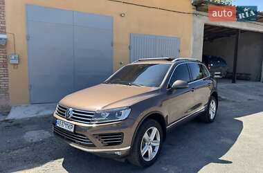 Внедорожник / Кроссовер Volkswagen Touareg 2013 в Виннице