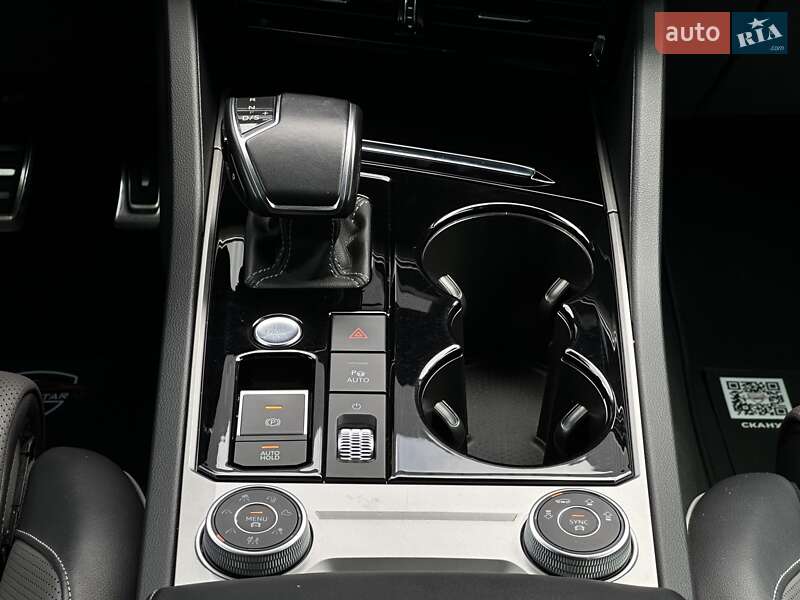 Позашляховик / Кросовер Volkswagen Touareg 2020 в Мукачевому