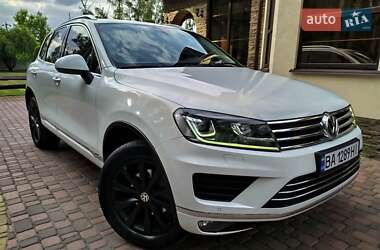 Внедорожник / Кроссовер Volkswagen Touareg 2017 в Ахтырке