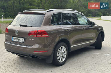 Внедорожник / Кроссовер Volkswagen Touareg 2012 в 