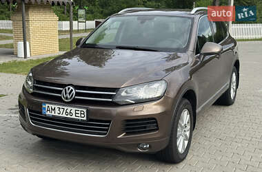 Внедорожник / Кроссовер Volkswagen Touareg 2012 в 