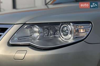 Внедорожник / Кроссовер Volkswagen Touareg 2007 в 