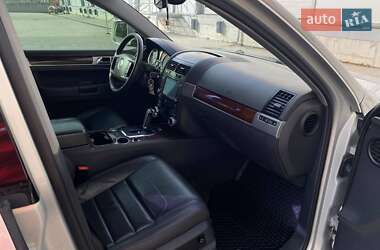Внедорожник / Кроссовер Volkswagen Touareg 2007 в 