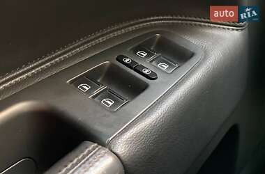 Внедорожник / Кроссовер Volkswagen Touareg 2007 в 
