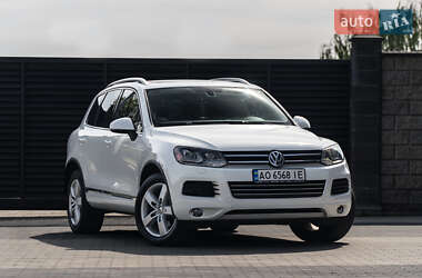 Позашляховик / Кросовер Volkswagen Touareg 2012 в Ужгороді