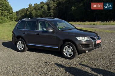 Внедорожник / Кроссовер Volkswagen Touareg 2008 в Луцке