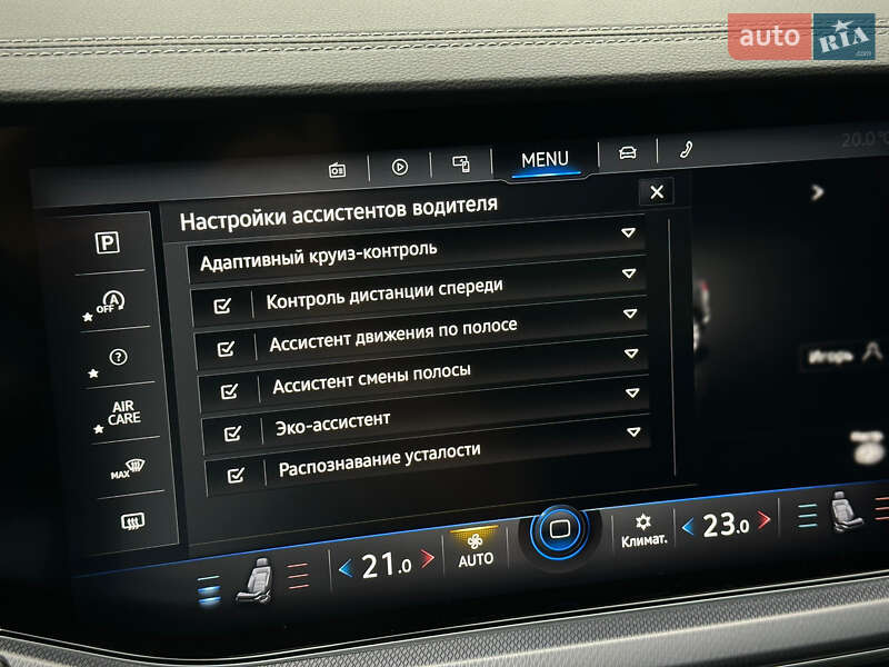 Внедорожник / Кроссовер Volkswagen Touareg 2020 в Киеве