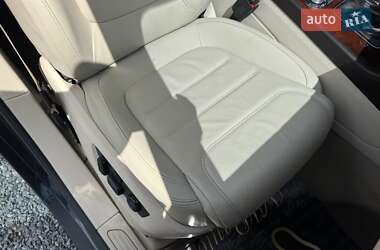 Позашляховик / Кросовер Volkswagen Touareg 2015 в 