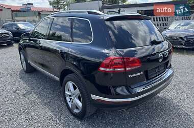 Позашляховик / Кросовер Volkswagen Touareg 2015 в 