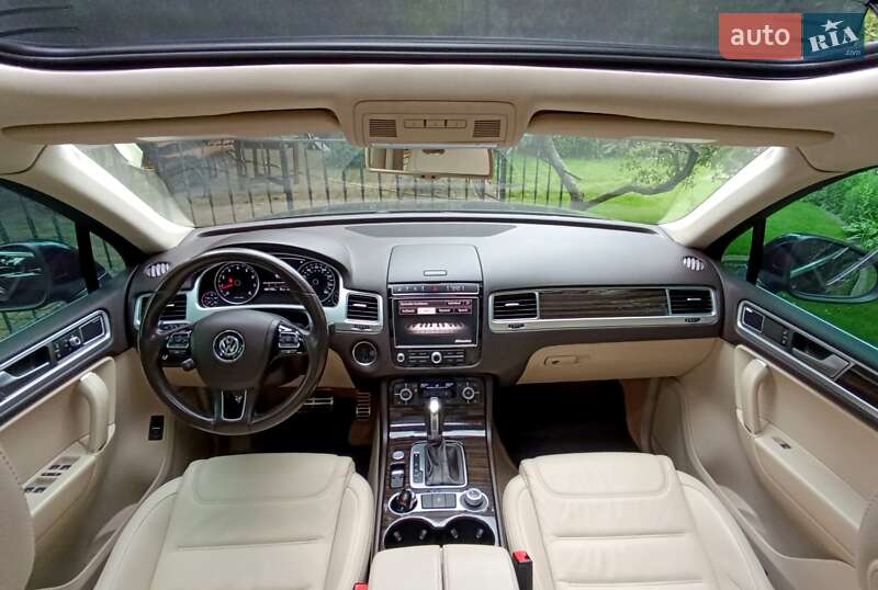 Внедорожник / Кроссовер Volkswagen Touareg 2014 в Киеве фото 10 Внедорожник / Кроссовер Volkswagen Touareg 2014 в Киеве